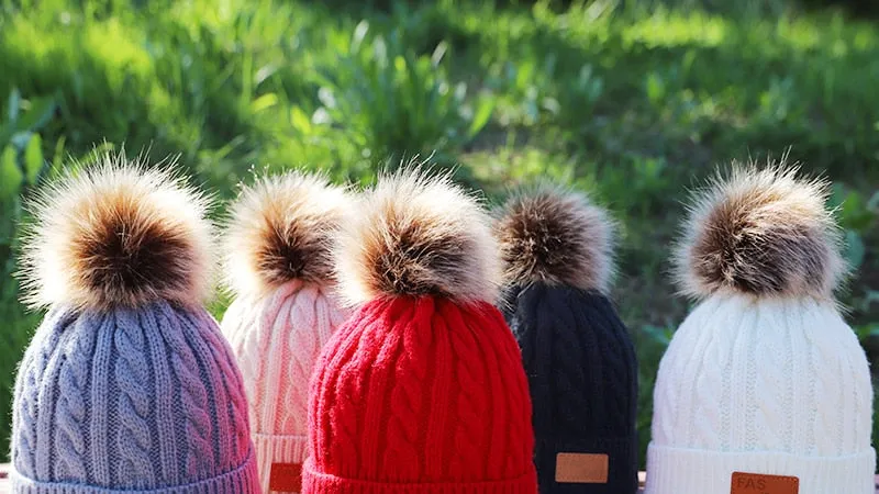 Children's warm and comfortable caps