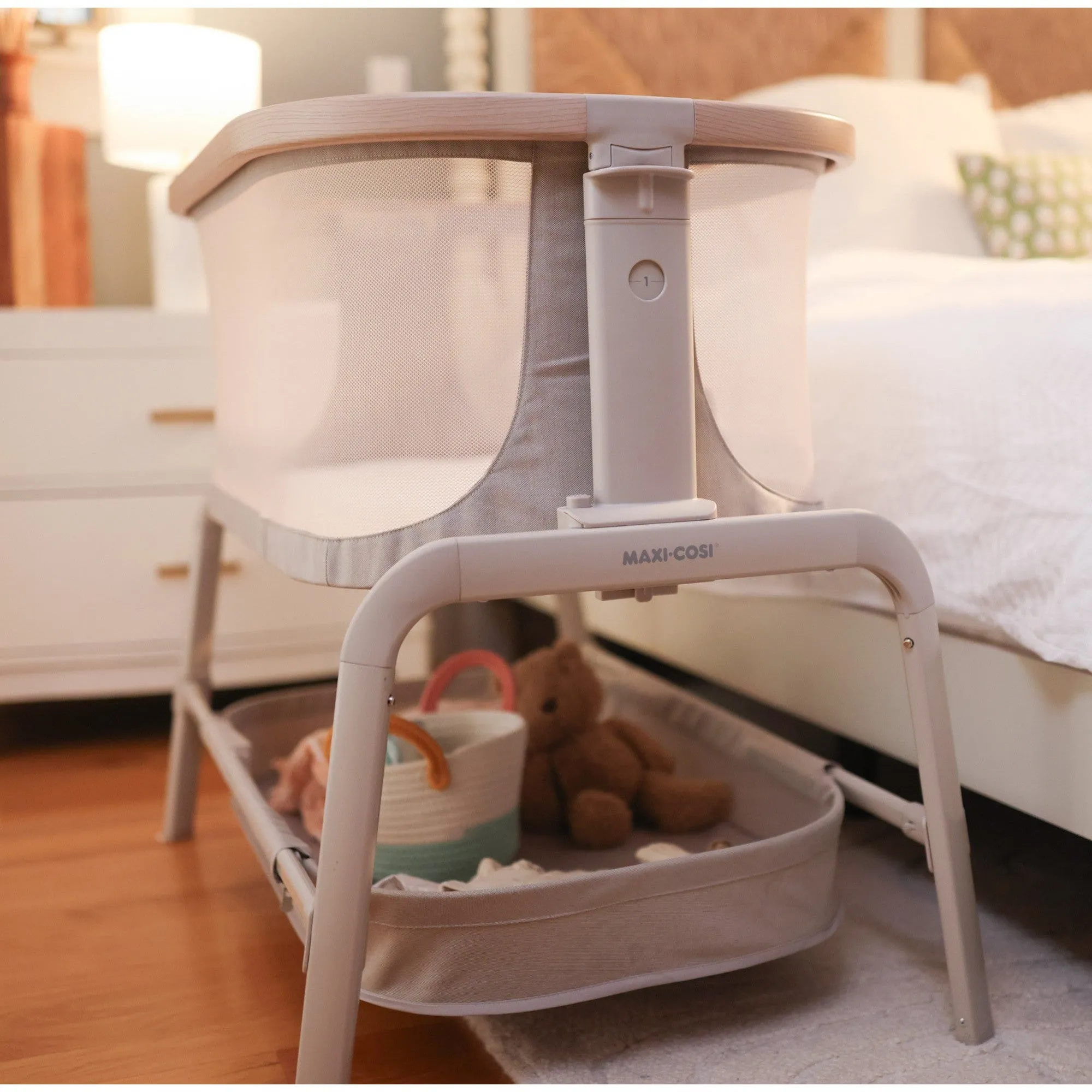 Maxi-Cosi Iora 2-in-1 Co-Sleeper