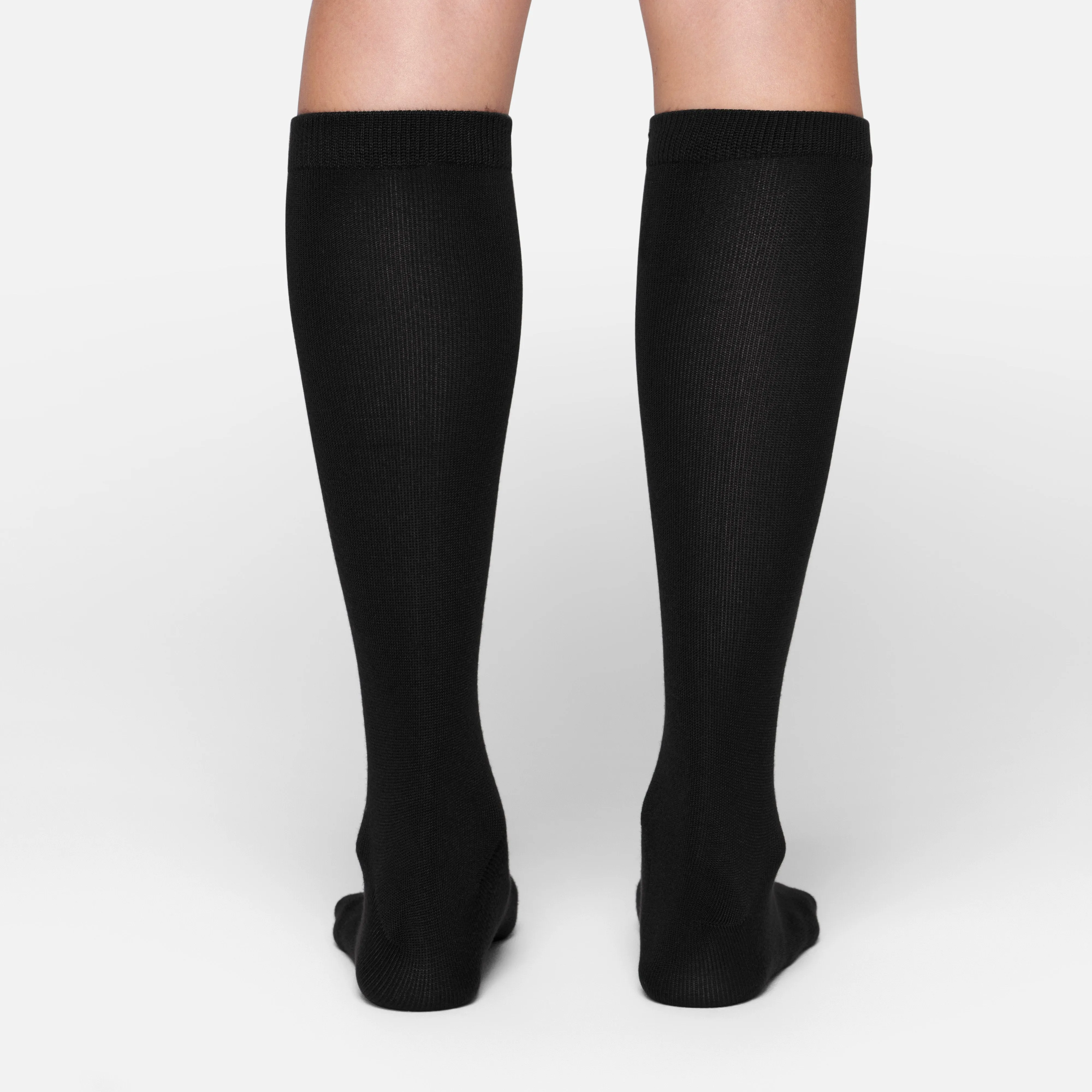 MICROPOLY MID CALF SOCK | ONYX