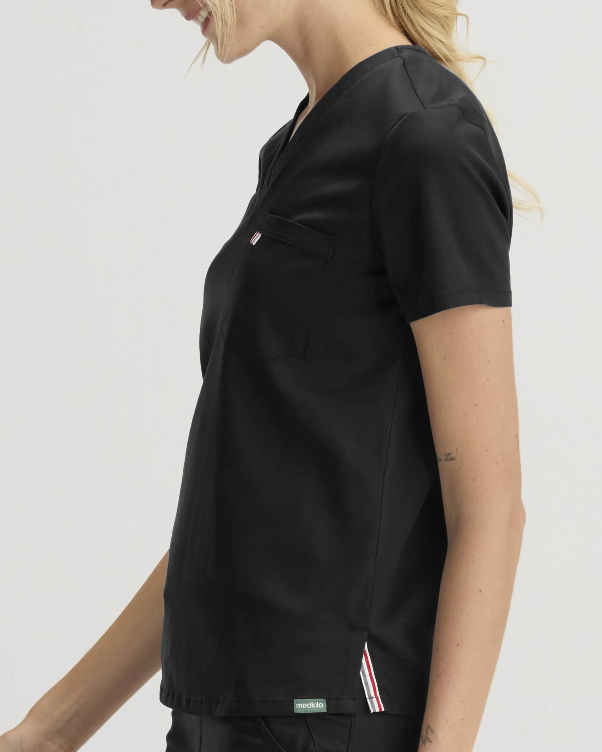 TENCEL™ Sal‎ ‎ Essential Scrub Top