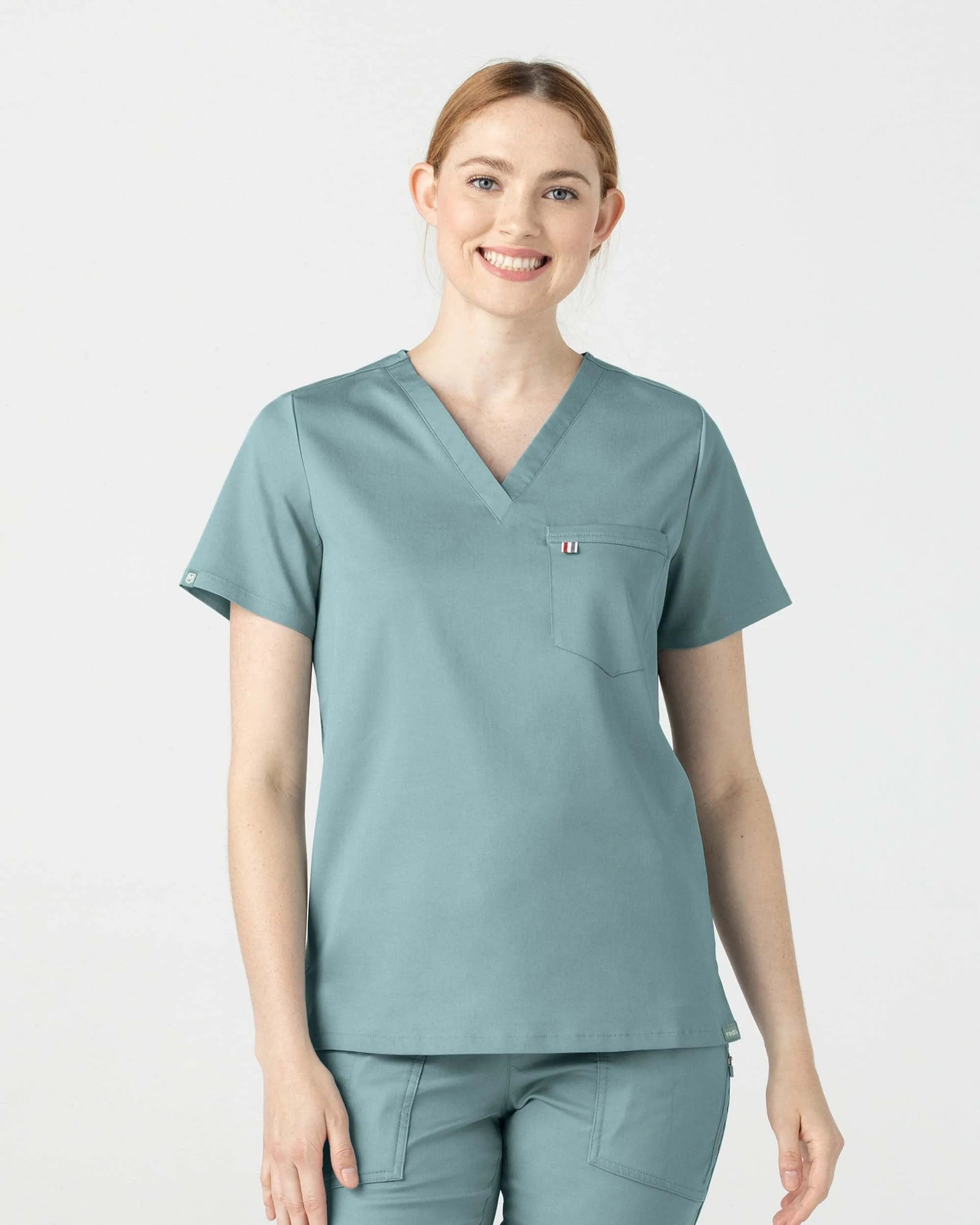 TENCEL™ Sal‎ ‎ Essential Scrub Top