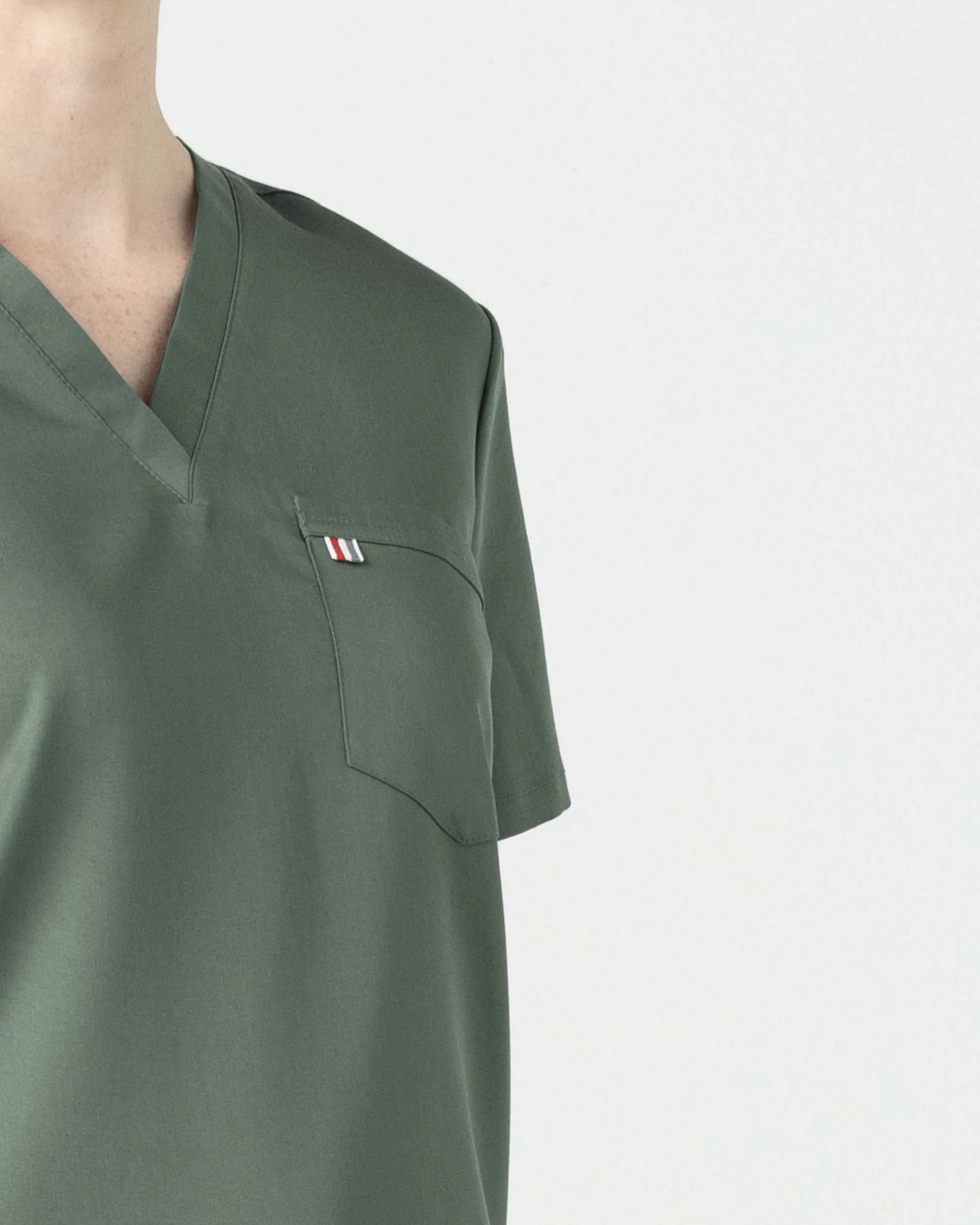 TENCEL™ Sal‎ ‎ Essential Scrub Top