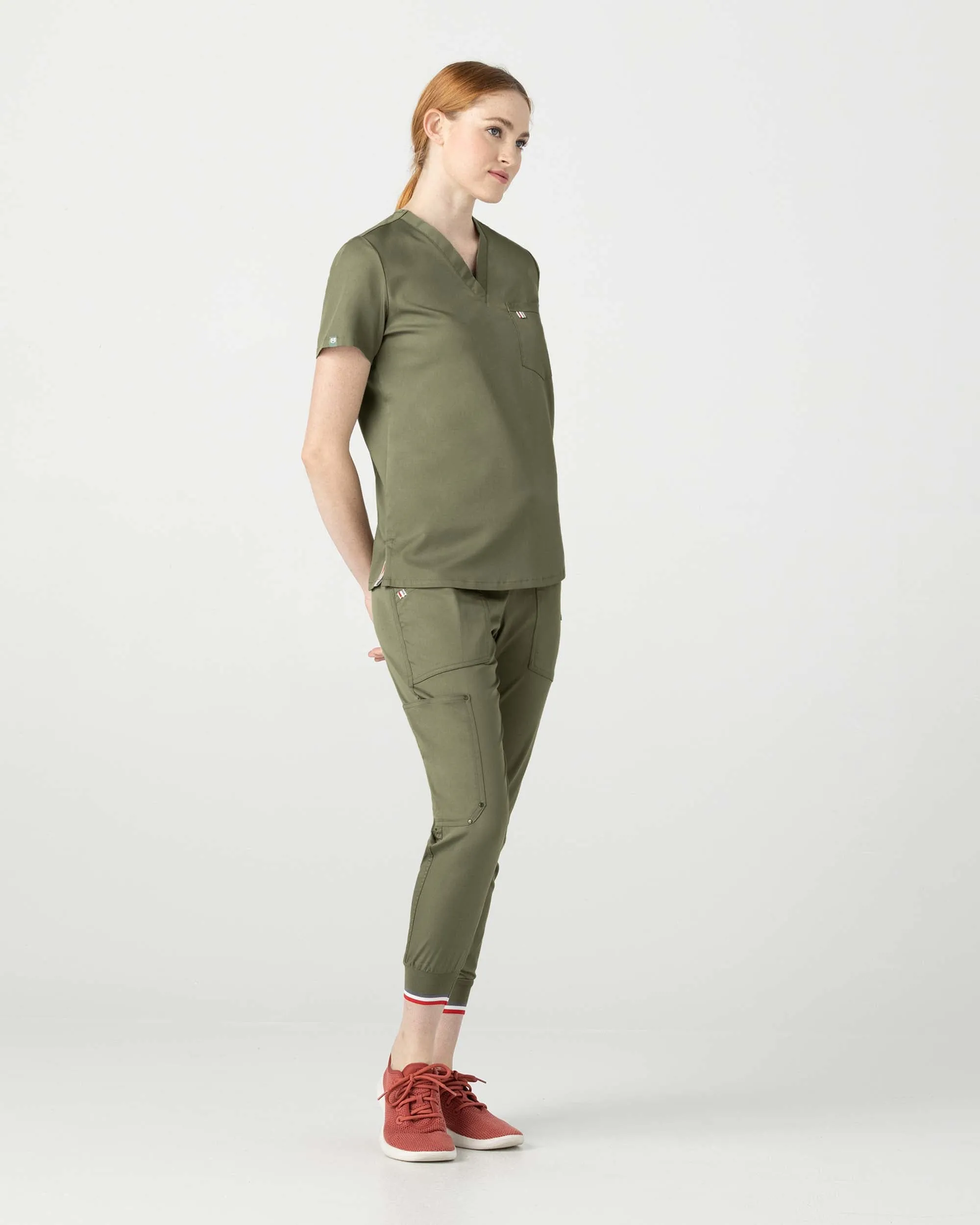 TENCEL™ Sal‎ ‎ Essential Scrub Top