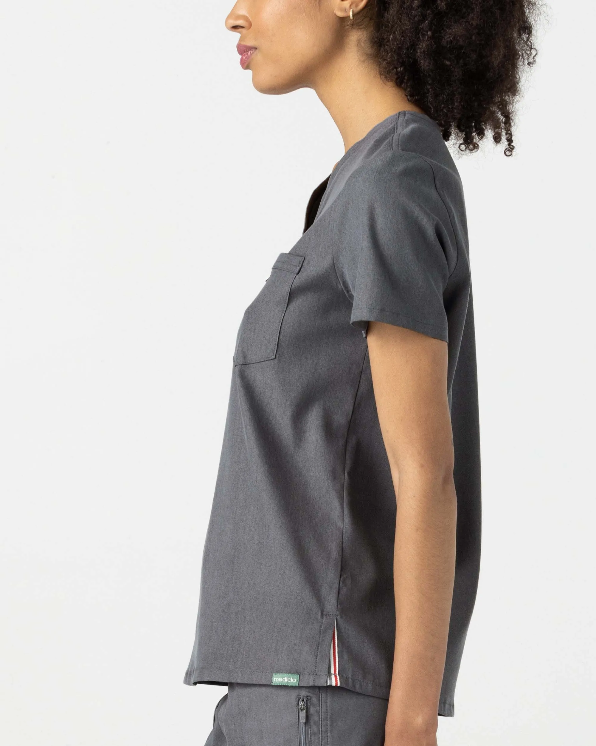 TENCEL™ Sal‎ ‎ Essential Scrub Top