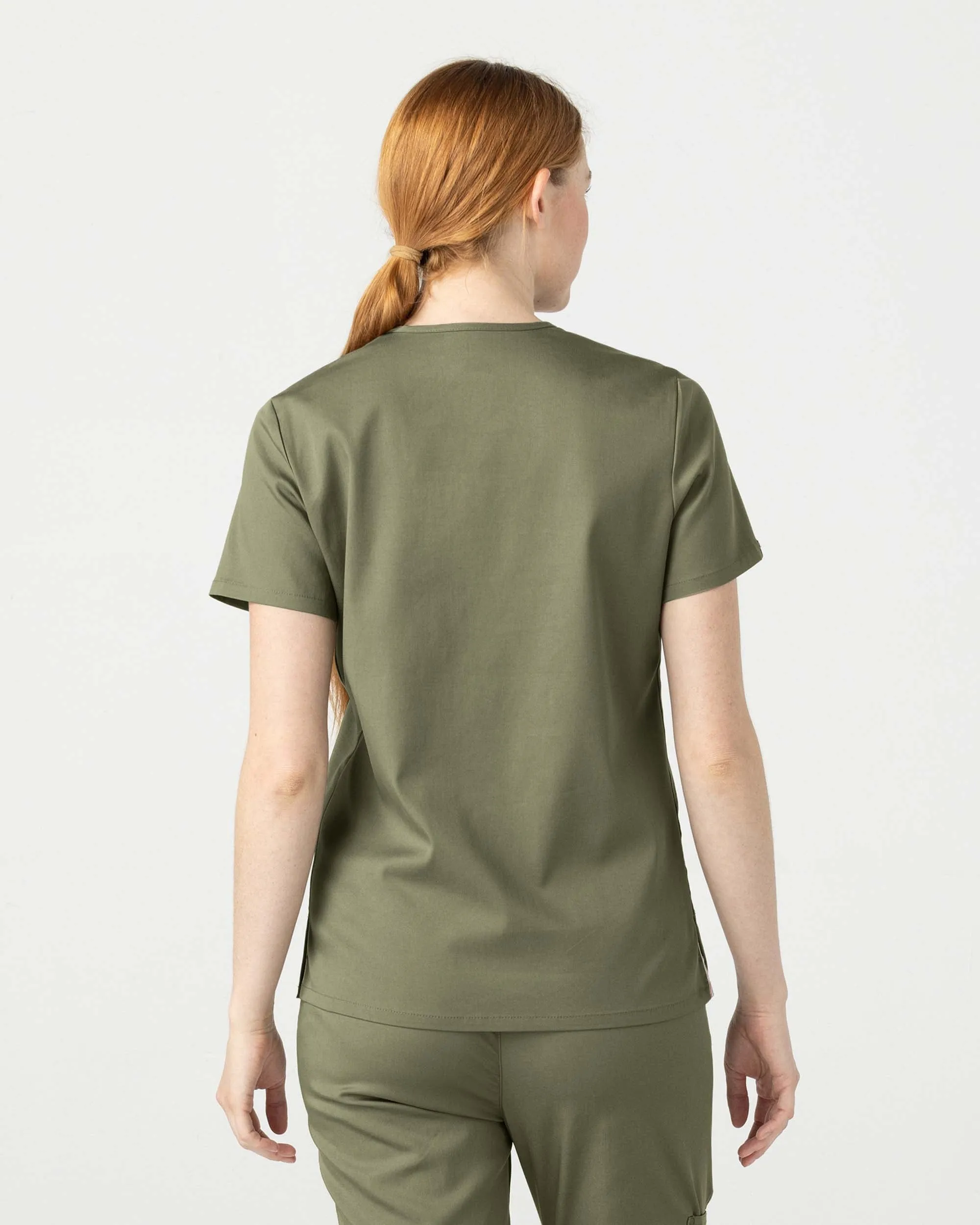 TENCEL™ Sal‎ ‎ Essential Scrub Top